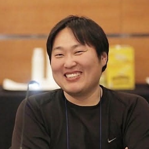 황인용
