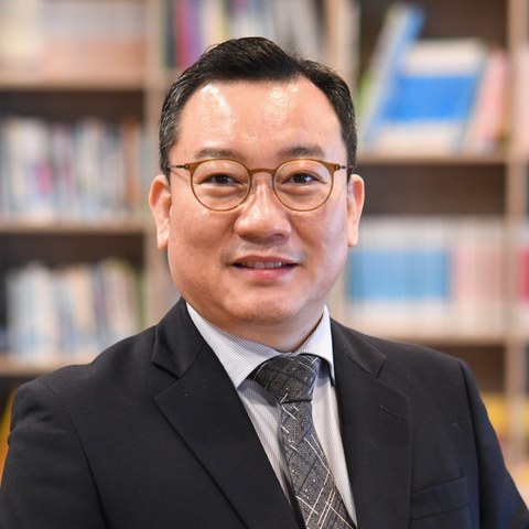 육근원